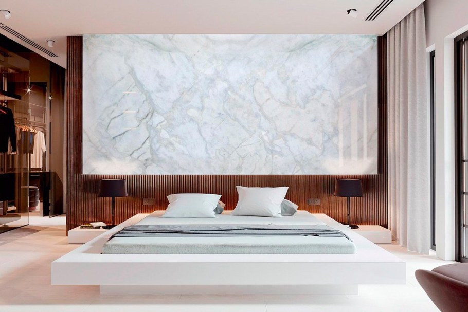 Мраморная стена в интерьере