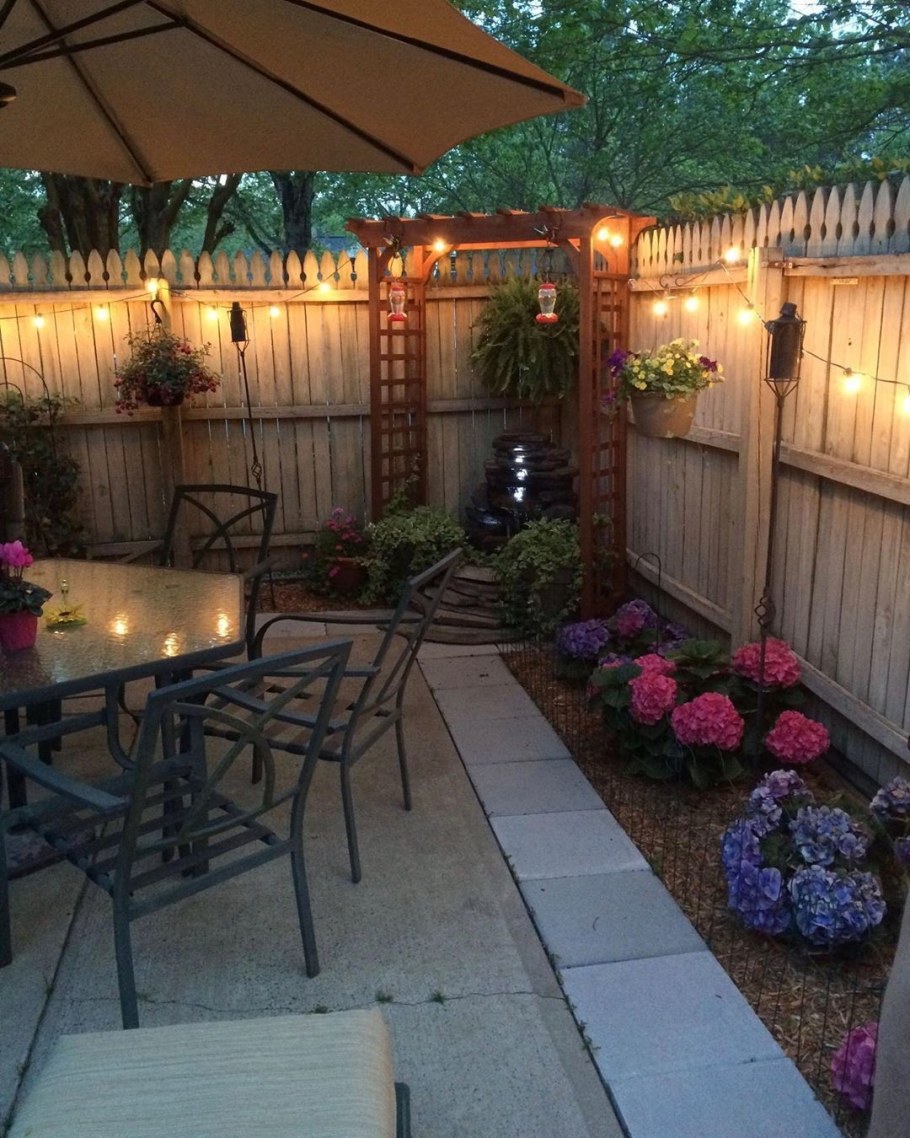 Уютный дачный дворик