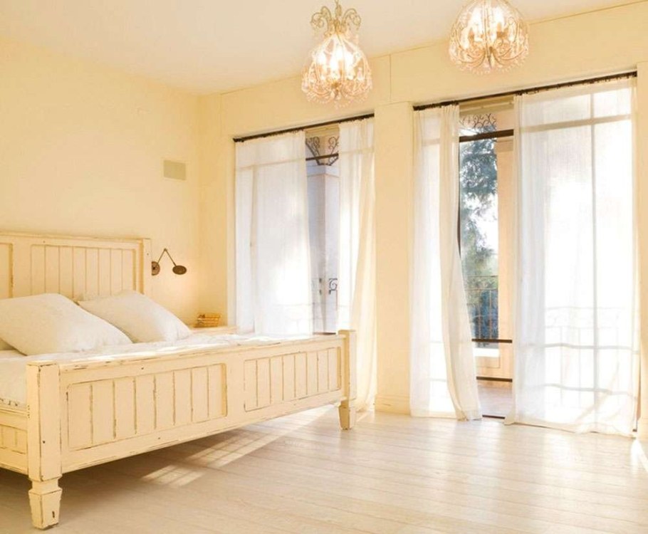 Стены цвета слоновой кости