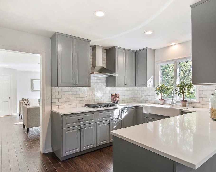 Кухня Неоклассика 9м2