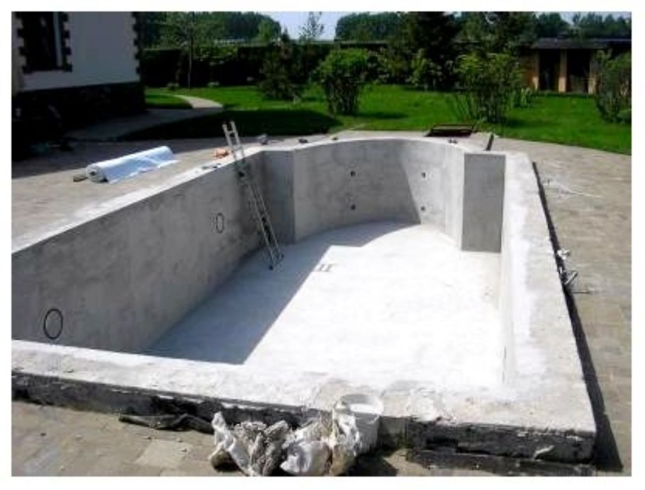 Бассейн из бетона