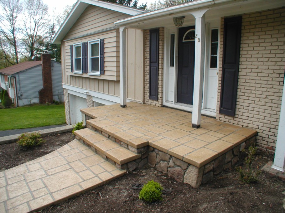 Крыльцо из бетона