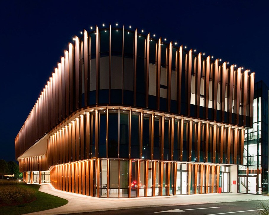 Современные общественные здания