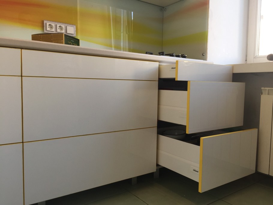 Кромка на фасаде