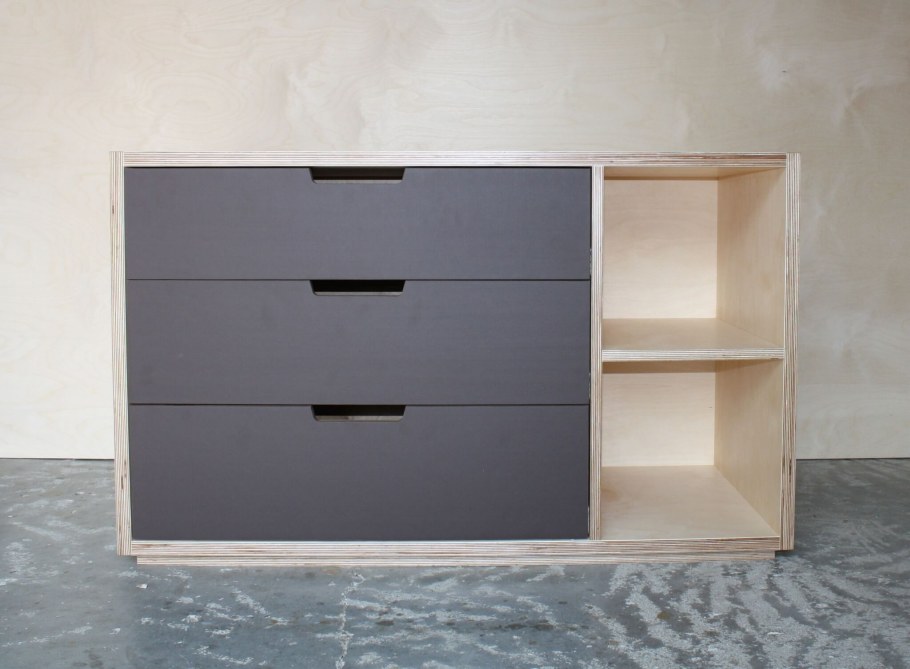 Шкаф из мебельной фанеры