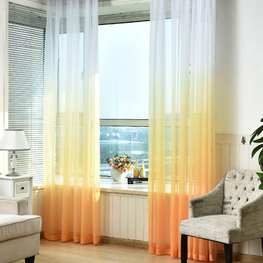 Тюль на балконную дверь