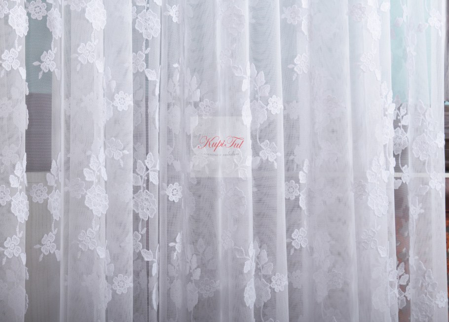 Французская сетка с вышивкой (тюль Грек)