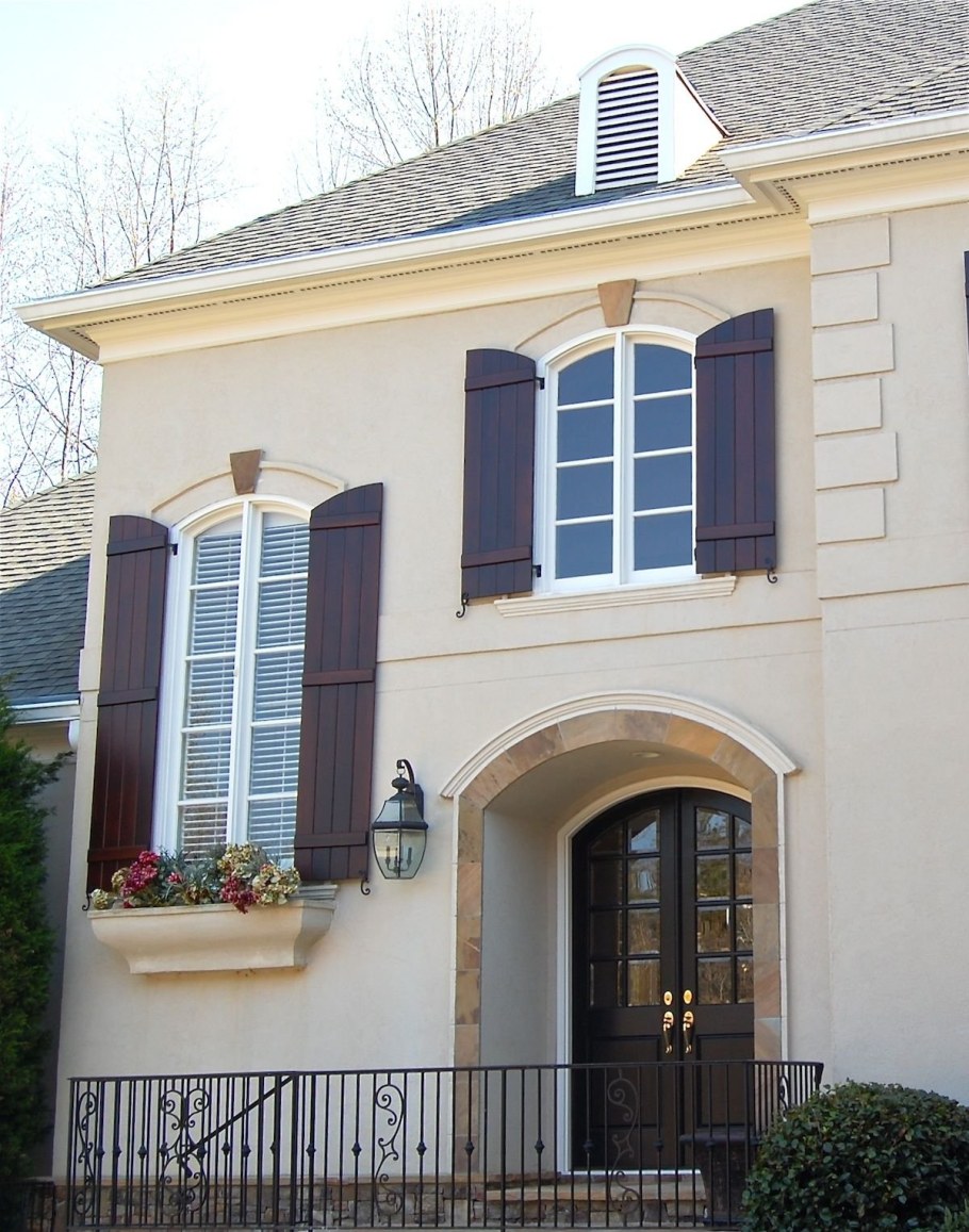 Красивые фасады домов