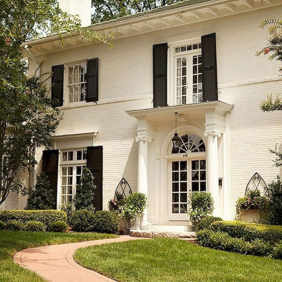 Красивые фасады домов