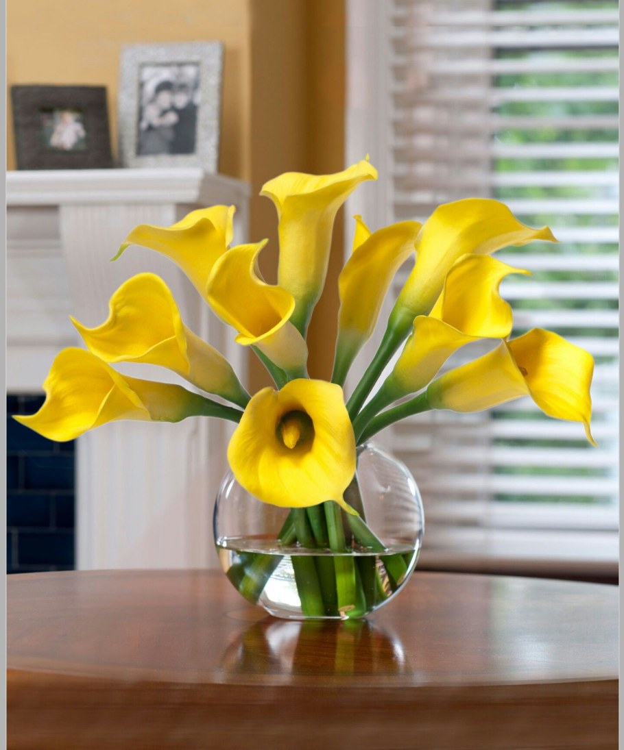 Икебана с каллами