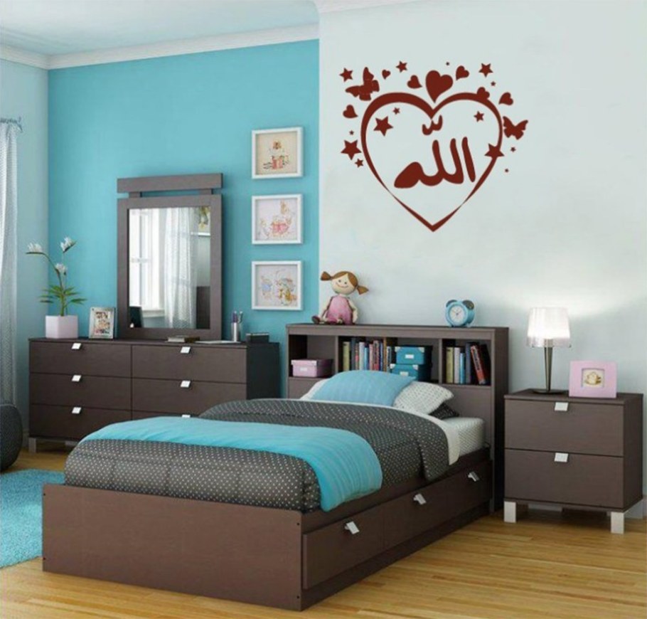 Спальня в бирюзовом цвете