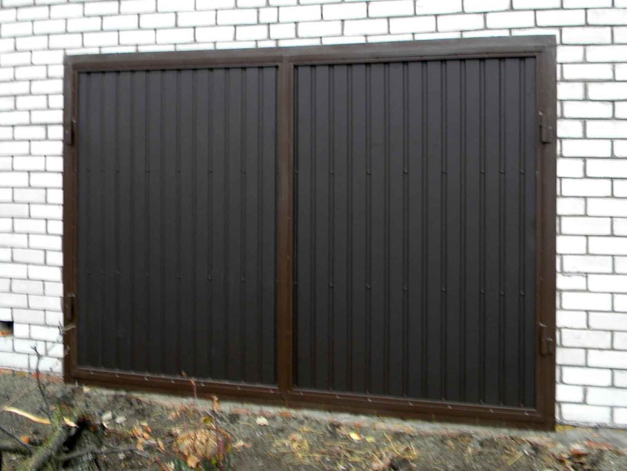 Ворота для гаража из профнастила