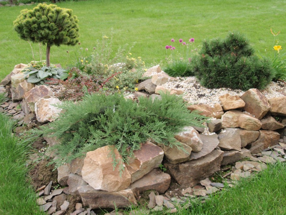 Рокарий с песчаником