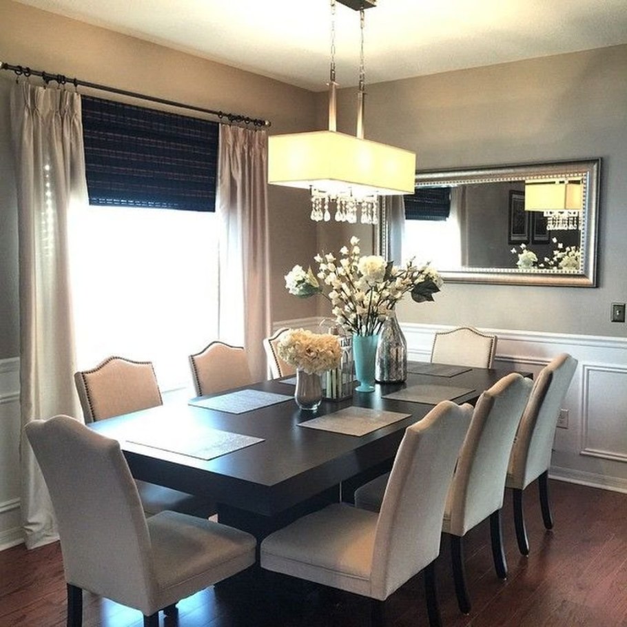 Кухня гостиная с большим столом