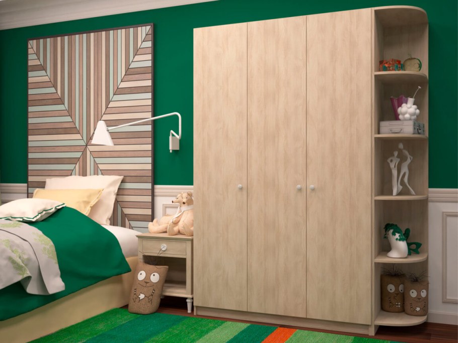 Шкаф зеленый распашной