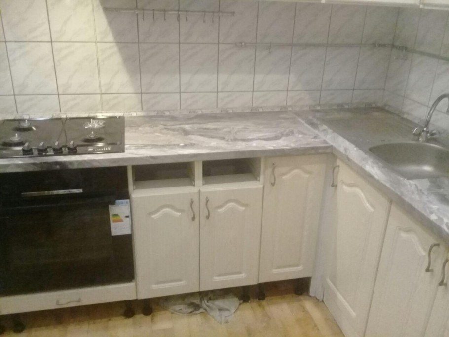 Столешница Egger f 093