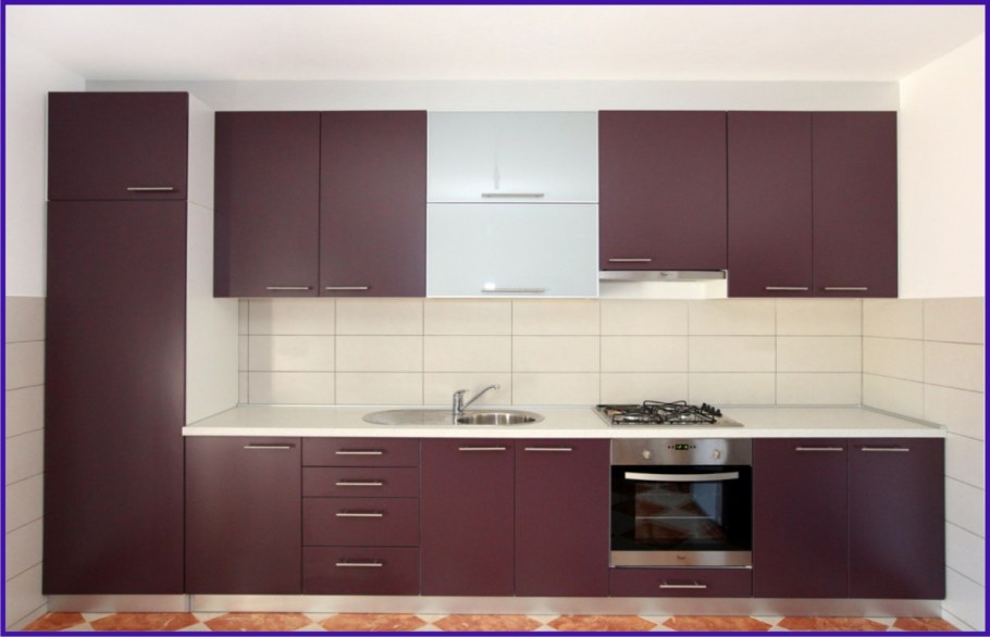 Двухцветные кухонные гарнитуры