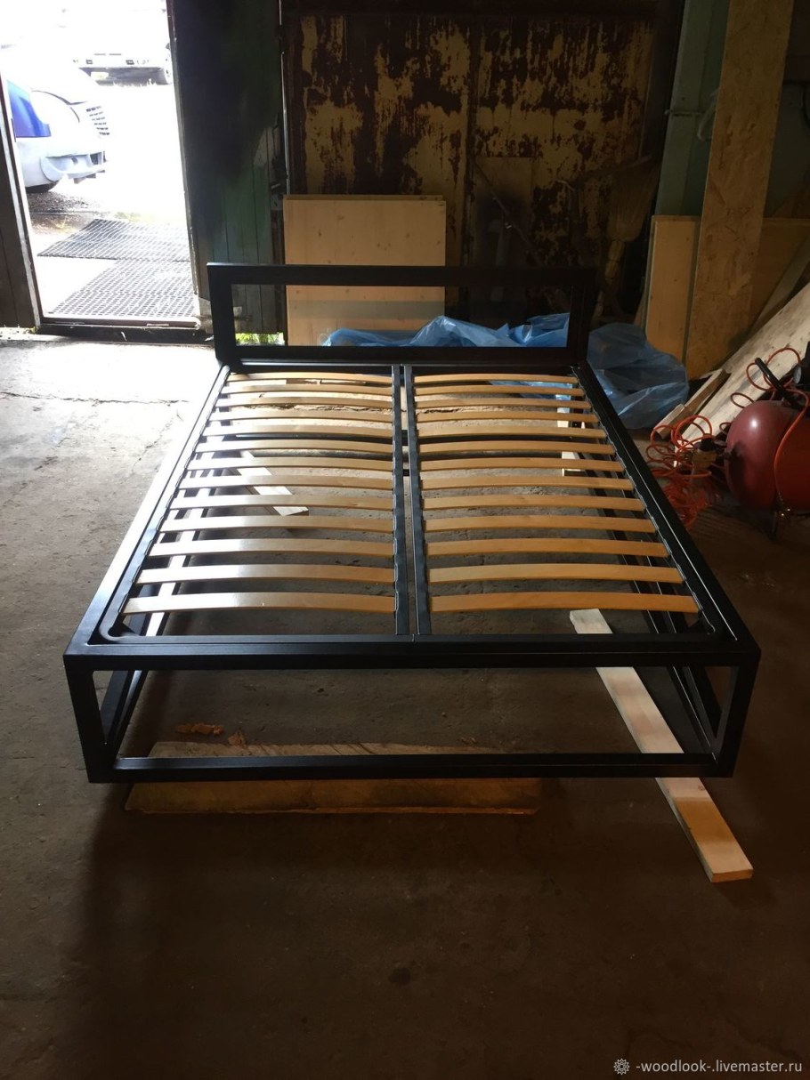 Кровать 160-200 лофт-Сити из металла