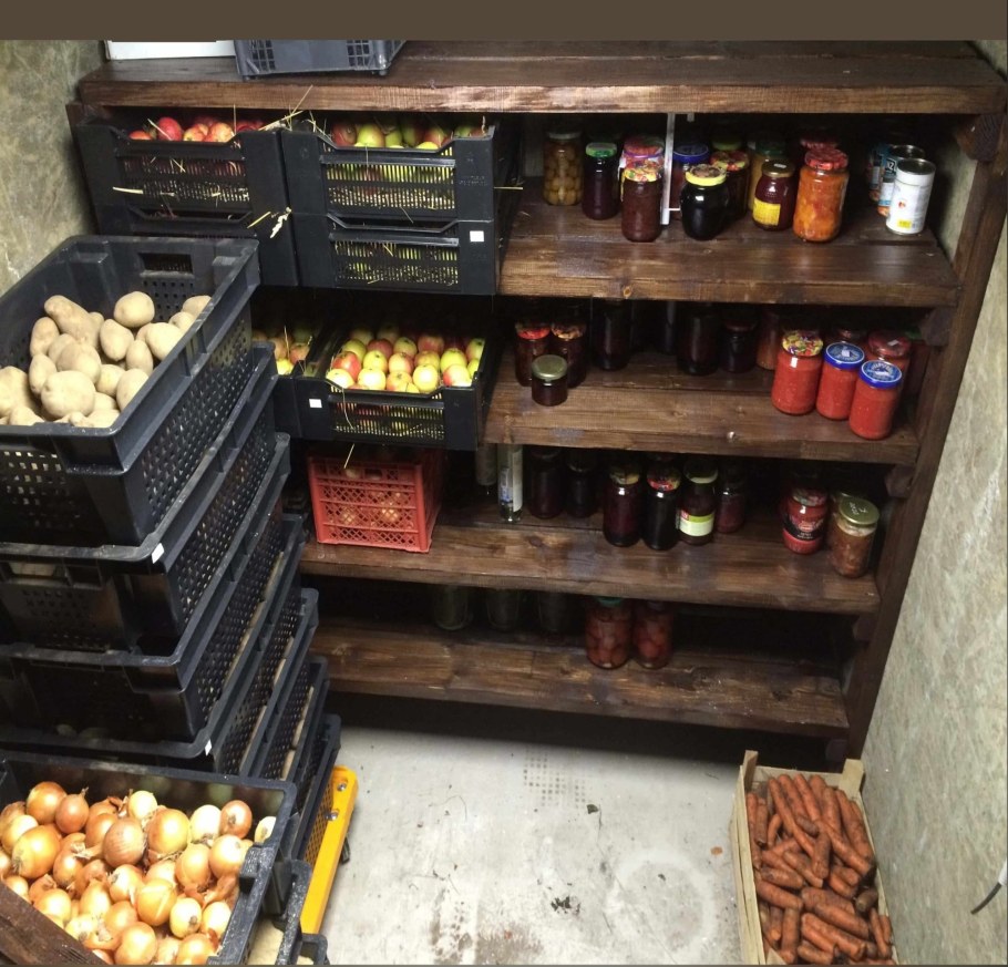 Подпол для хранения овощей