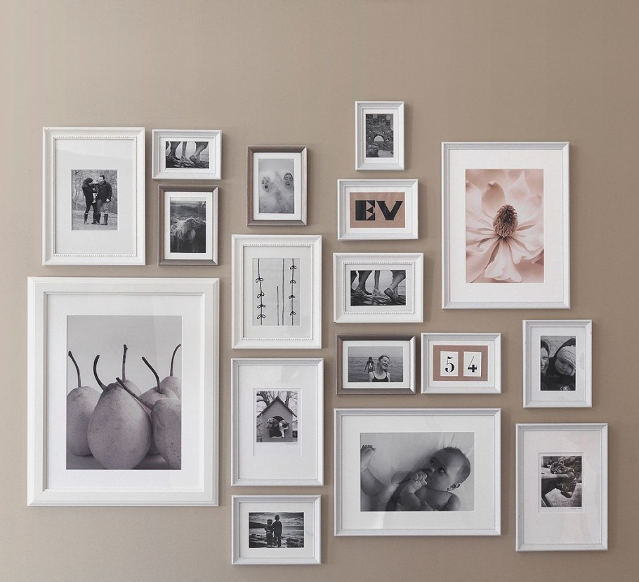 Композиция из фоторамок