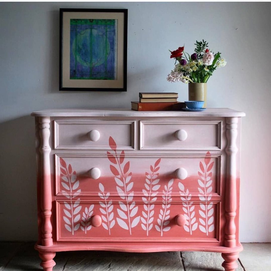 Декор тумбочки