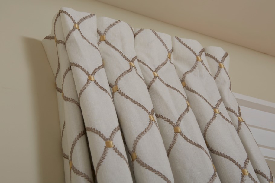 Бантовая складка на тюли