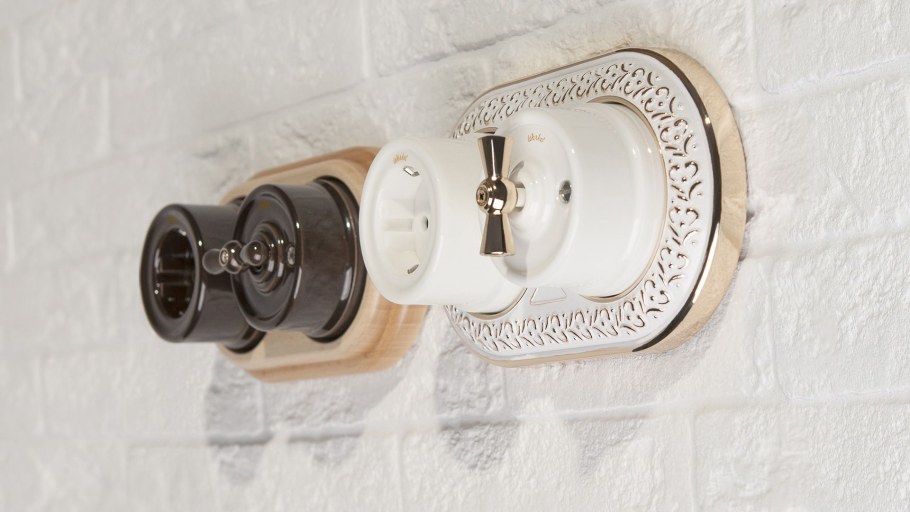 Розетка Werkel wl18-03-01