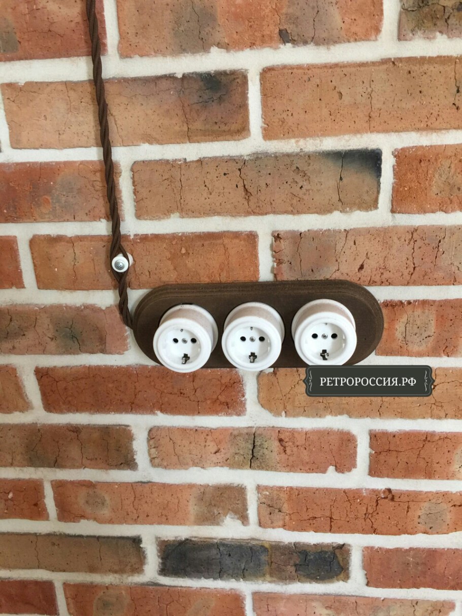 Розетки под кирпич