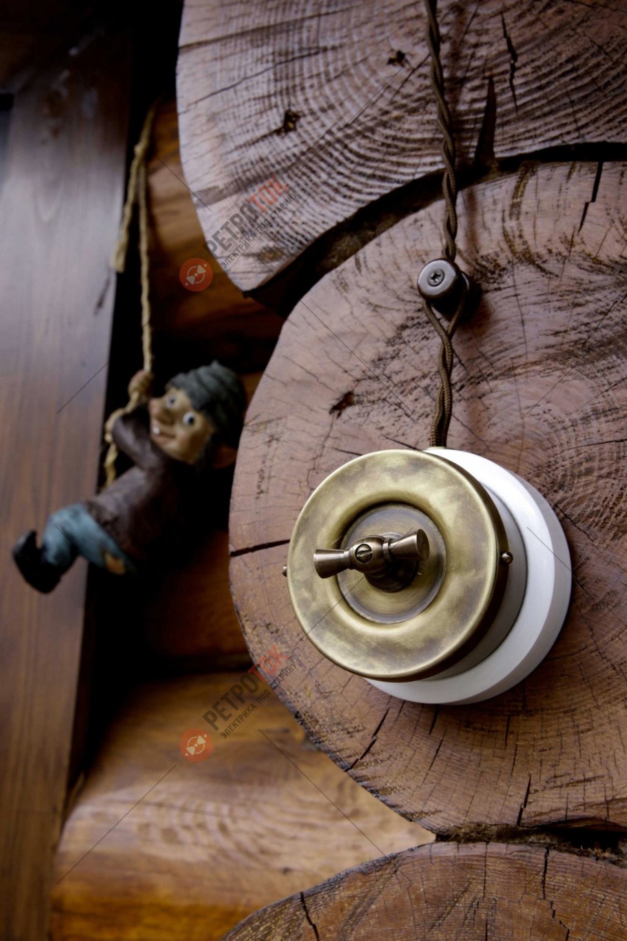 Ретро выключатели в интерьере