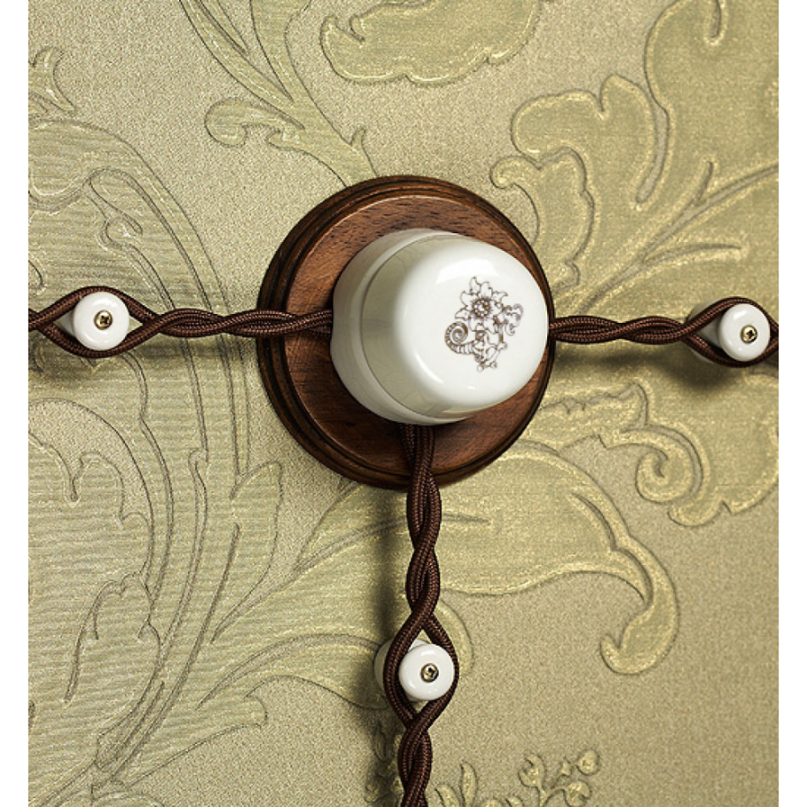 Декоративная наружная электропроводка