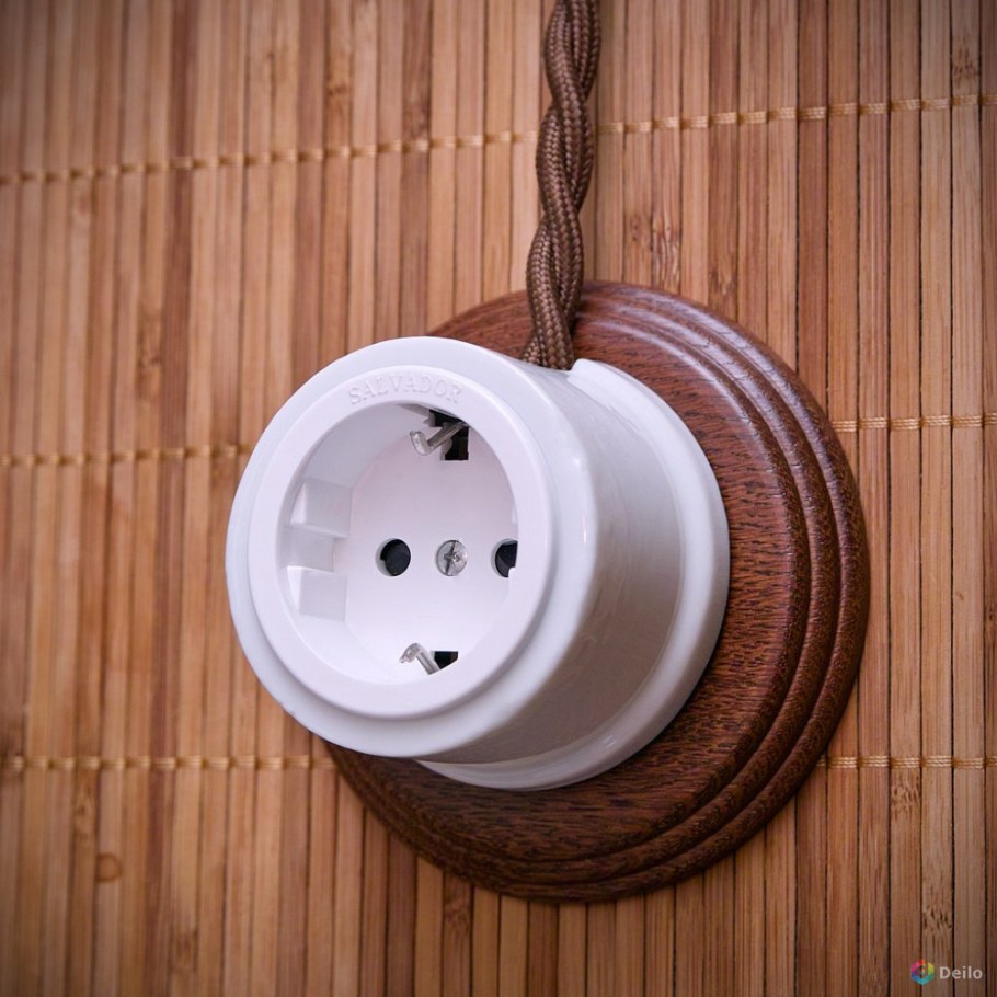 Розетка для ретро проводки TDM