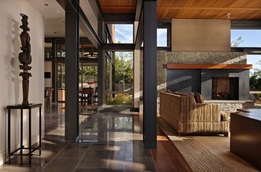 Современные деревянные колонны