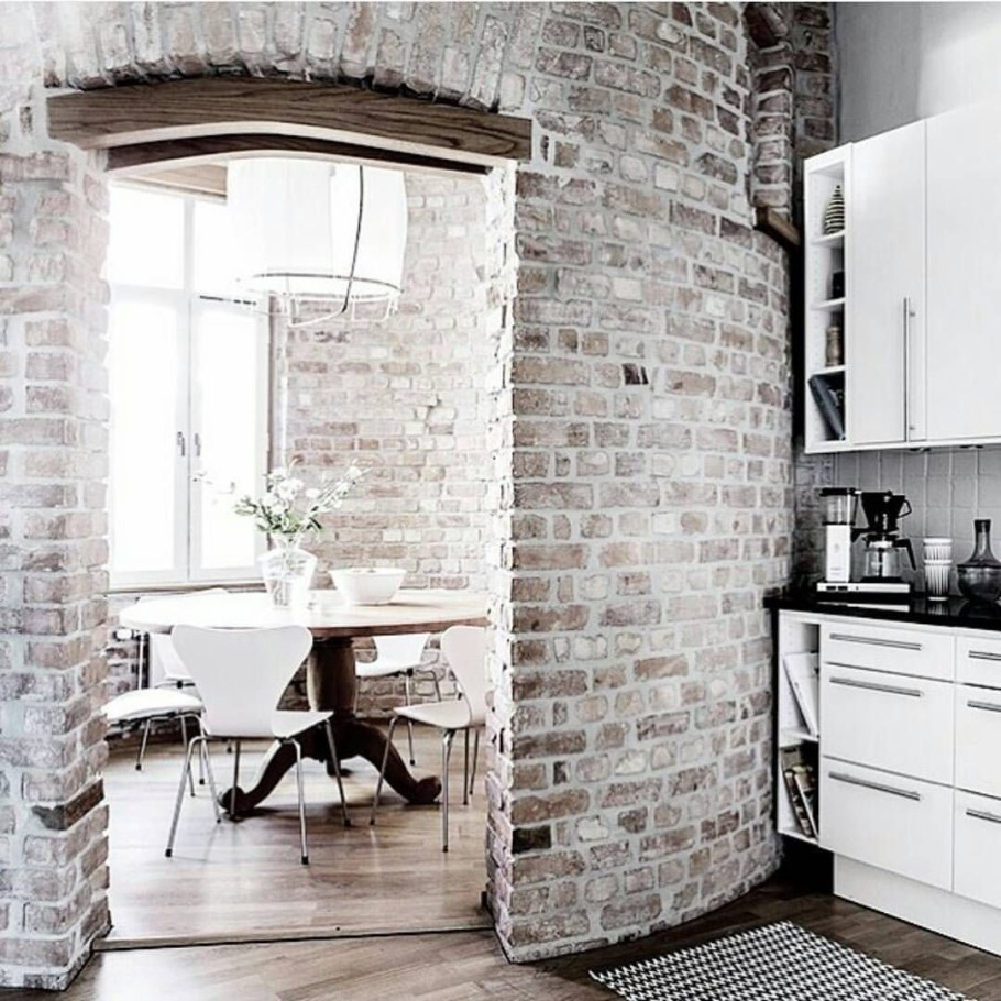 Кирпичная кладка в интерьере