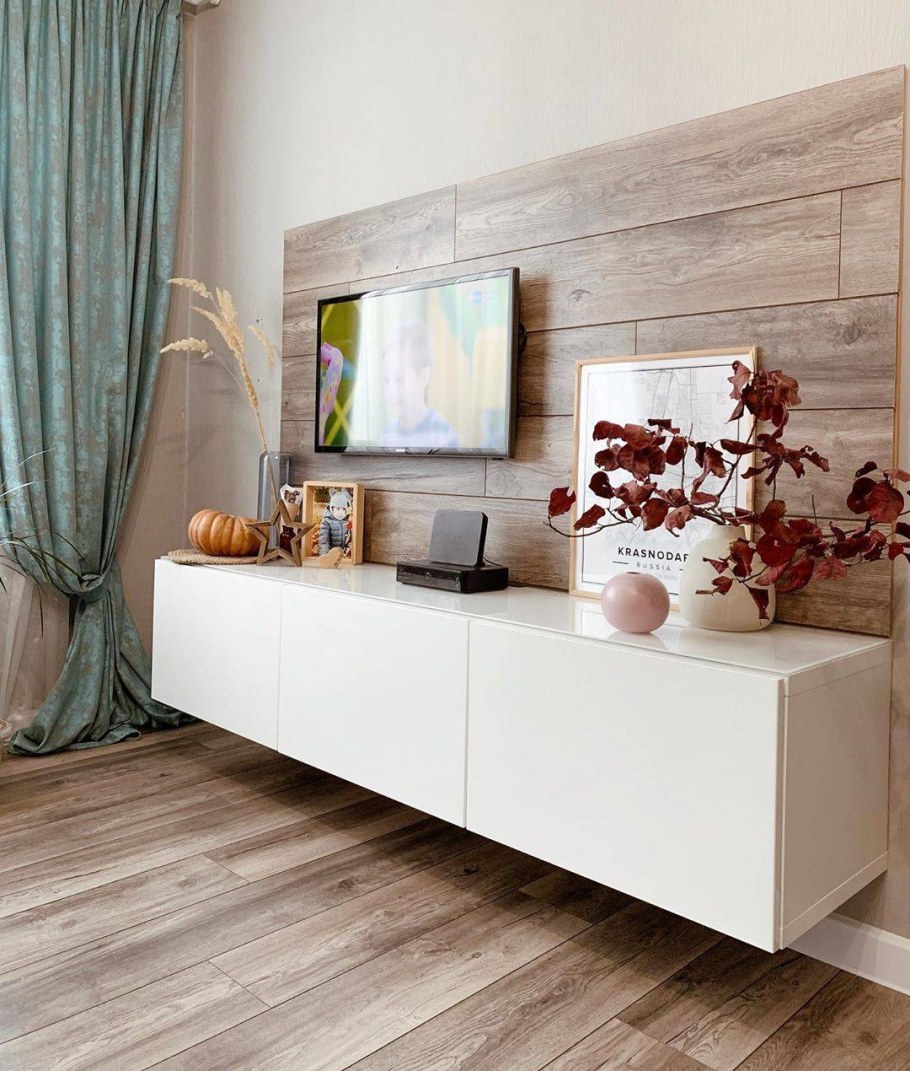 Ламинат на стене в интерьере