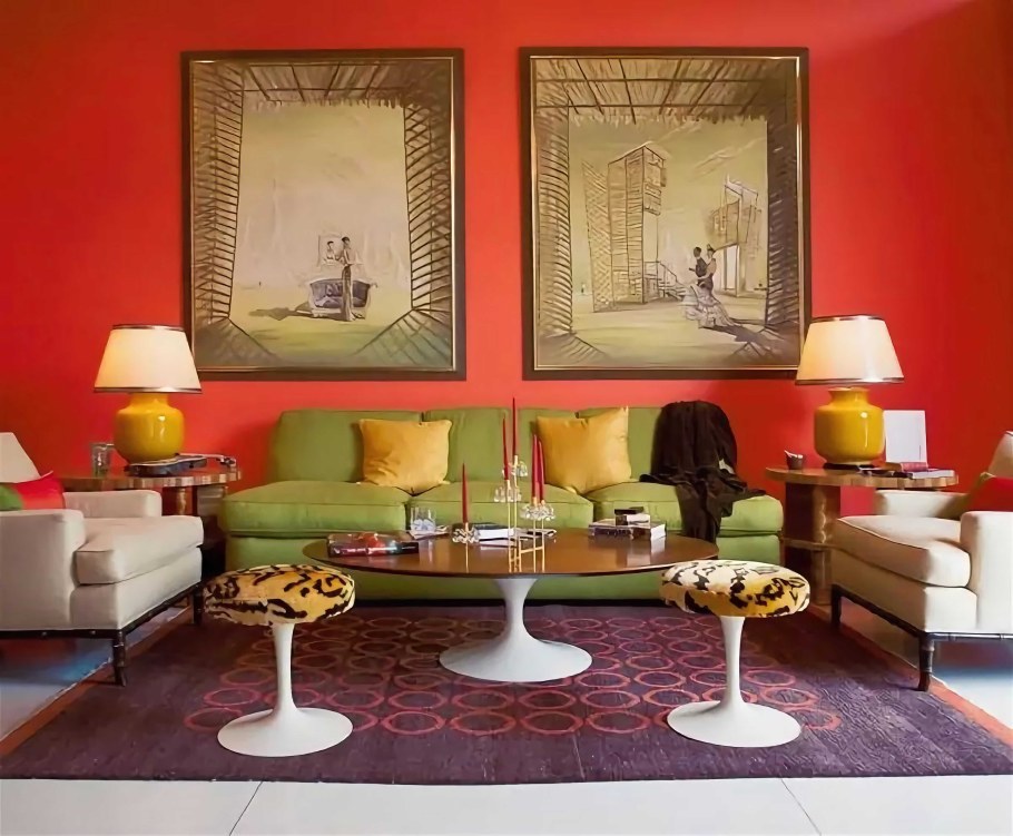 Оранжевый цвет в интерьере гостиной