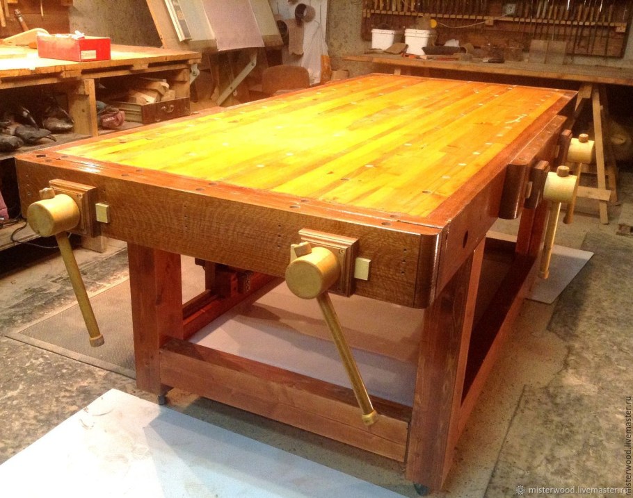 Верстак roubo