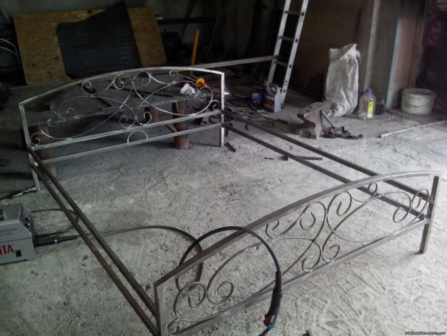 Изделия из металла для дома