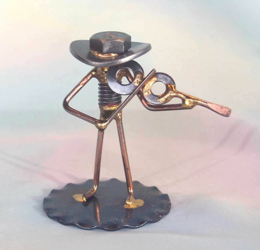 Статуэтки из металла