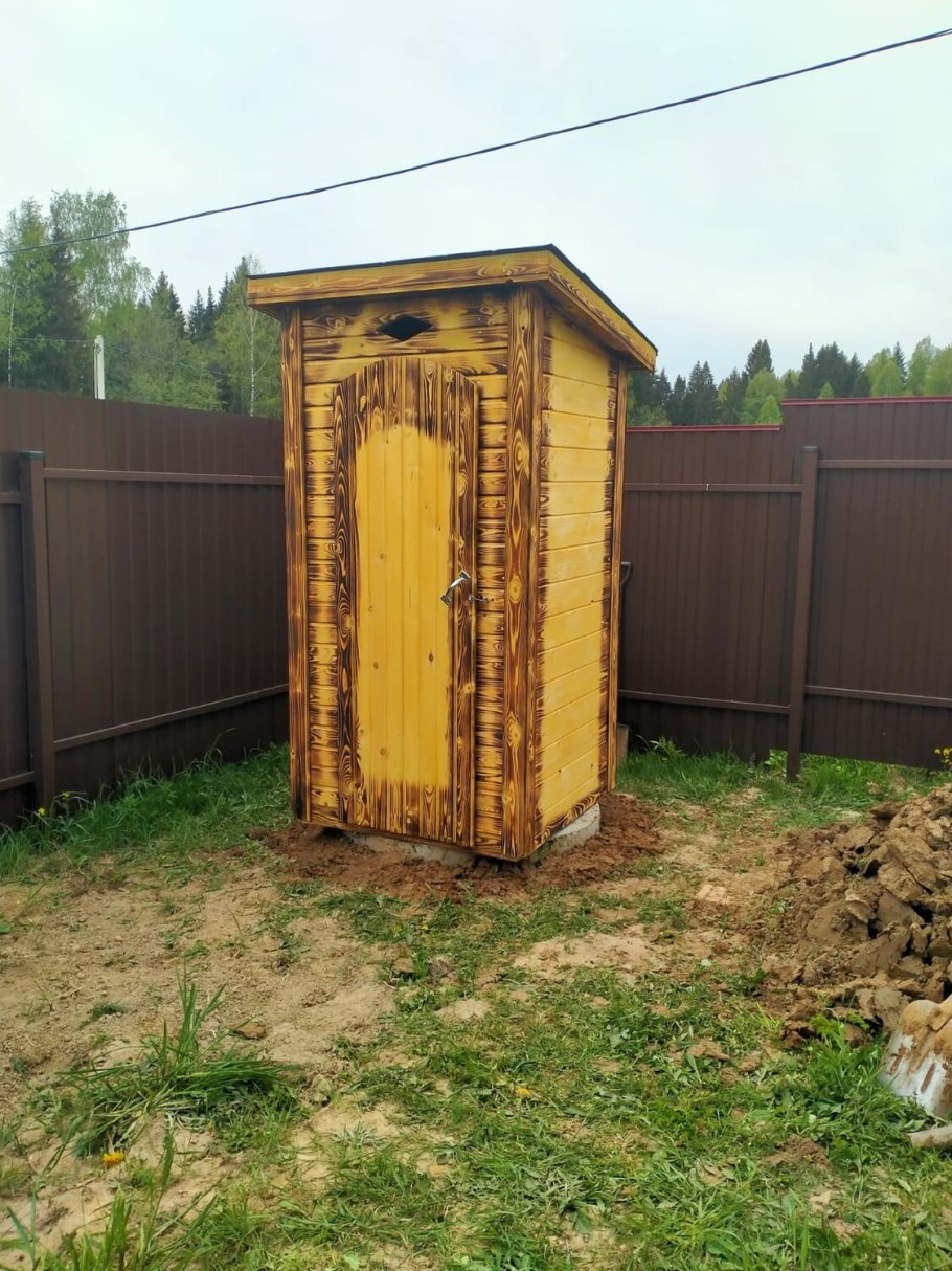 Отремонтировать дачный туалет