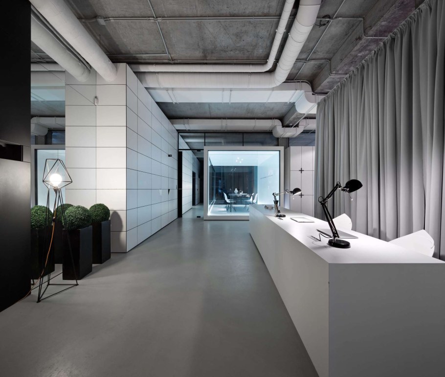 Современный офис интерьер