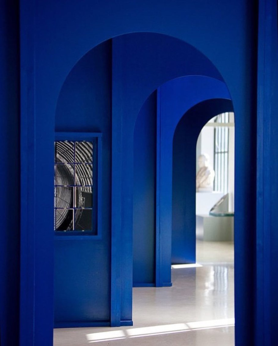 Синий цвет в архитектуре