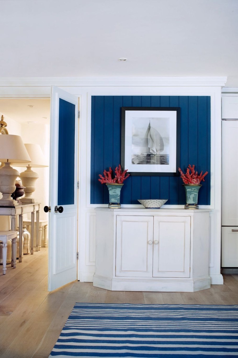 Синяя прихожая