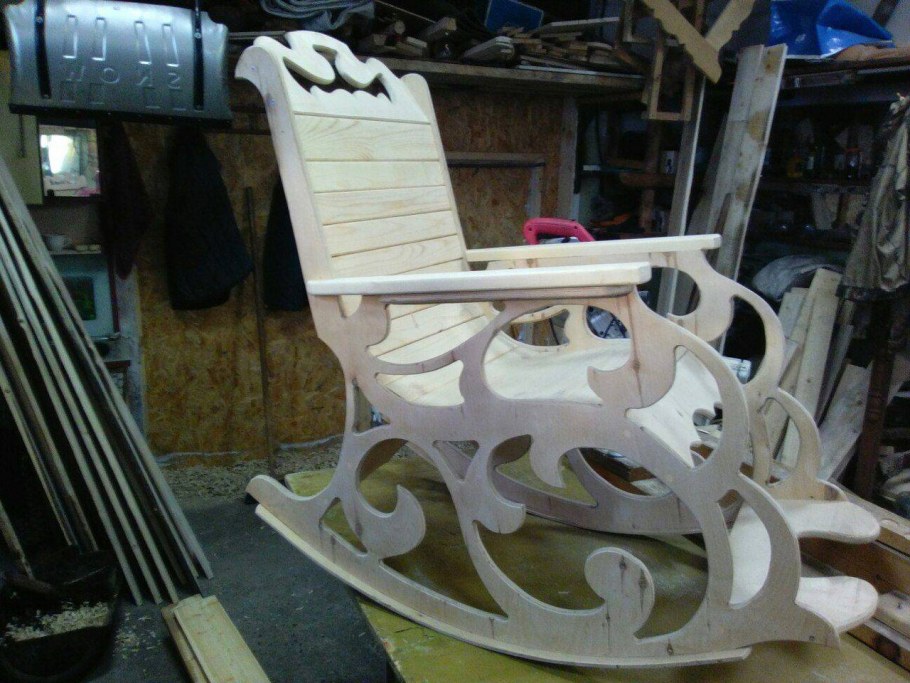 Стул качалка из фанеры