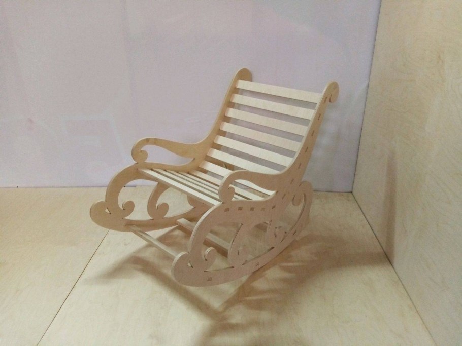 Кресло качалка с размерами на листе фанеры 1500 на 1500мм