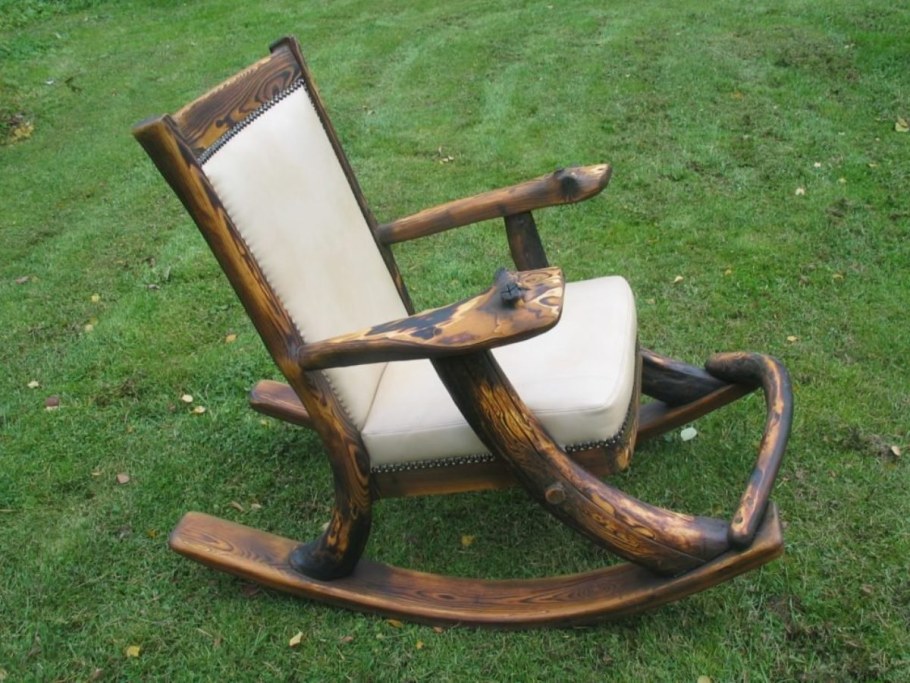 Кресло качающееся