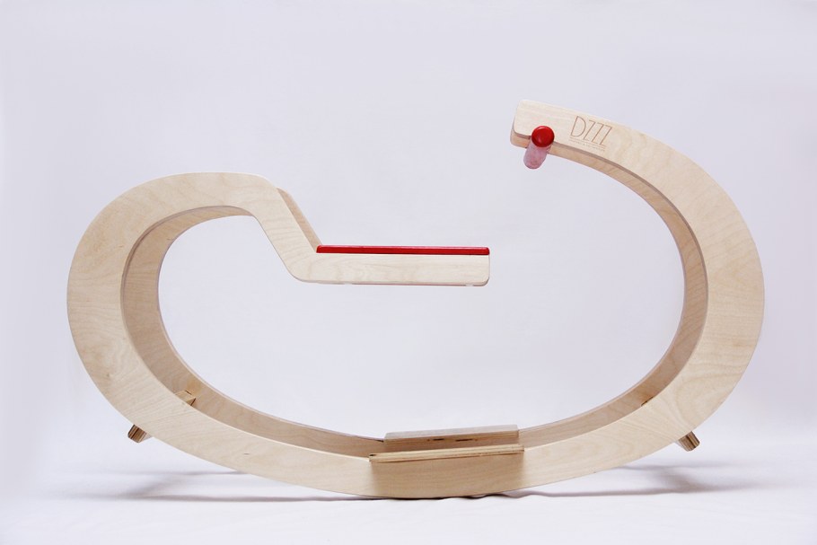 Кресло качалка из гнутой фанеры