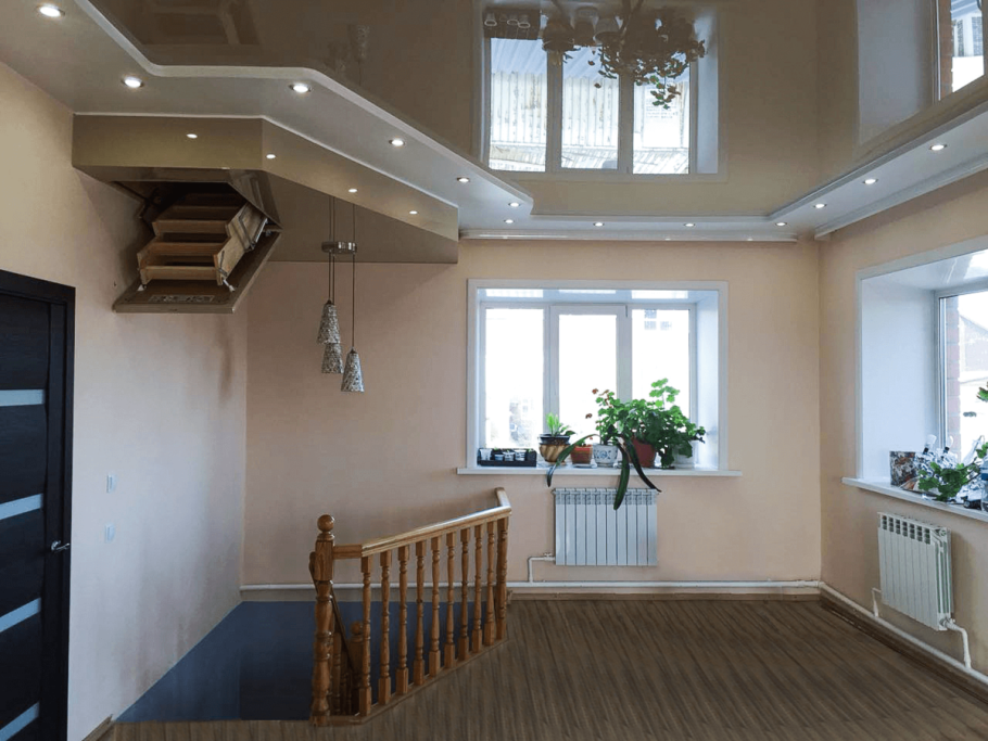 Потолки в коттедже