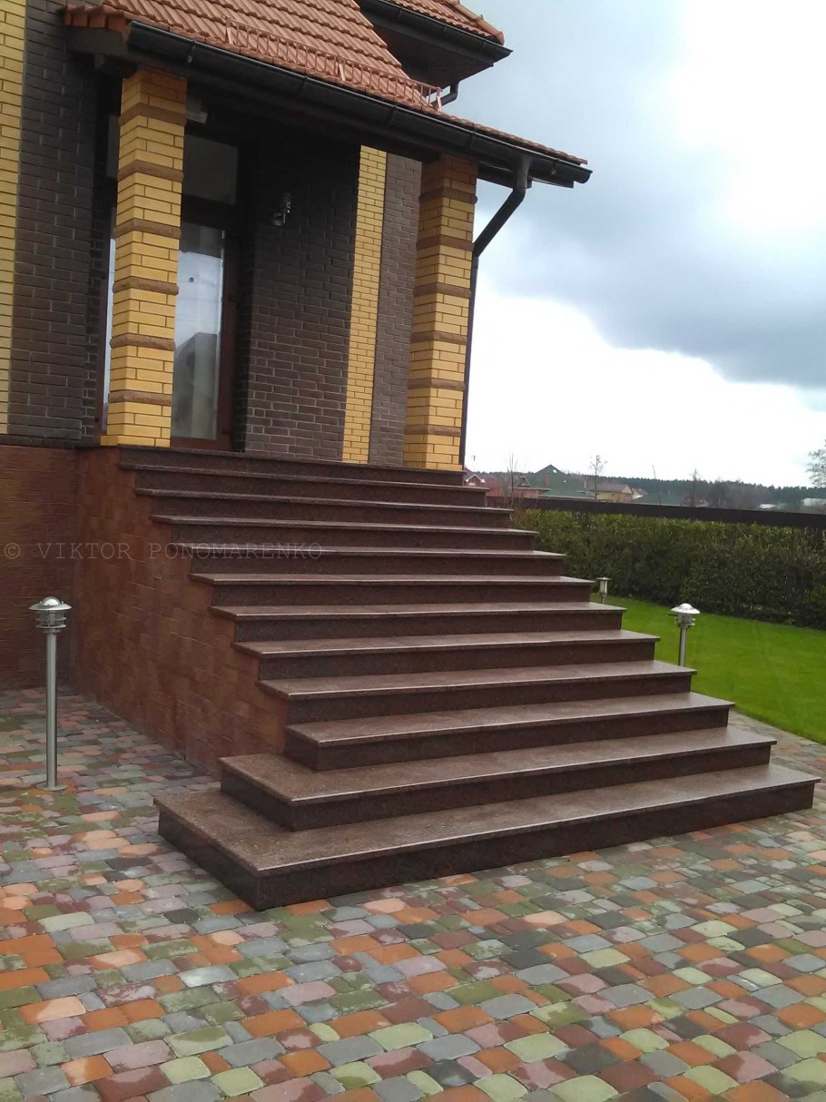 Плитка для уличных ступеней