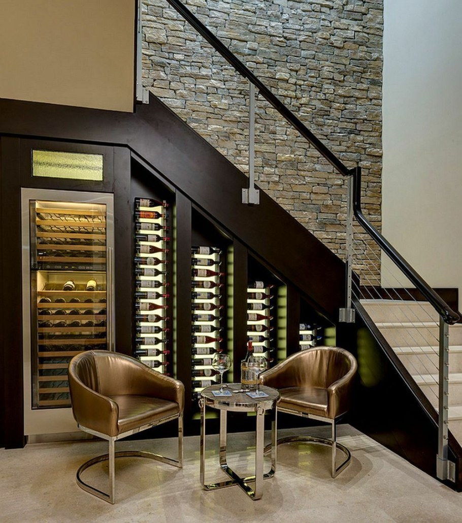 Современная лестница в частном доме