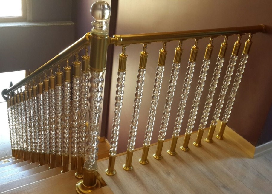 Плекси для лестниц 40*40 мм